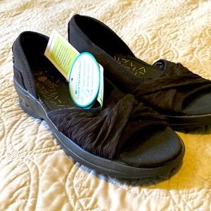 Bzees black slip on
